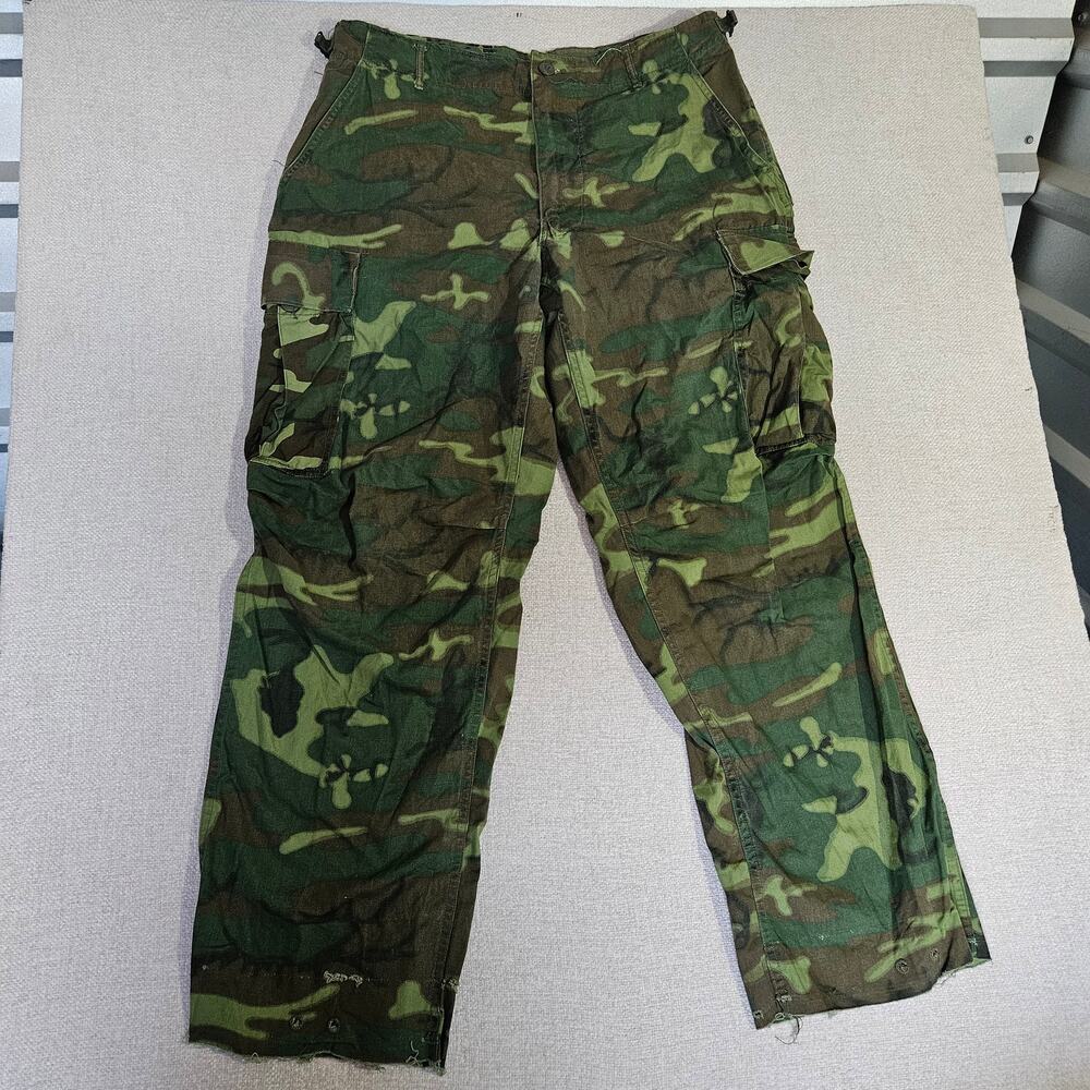 U.S. Army ERDL Jungle Poplin Camo Medium Short Vietnam War 1967 Dated rare